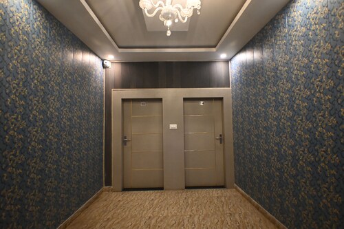 sandhya paying guest house