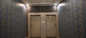 sandhya paying guest house