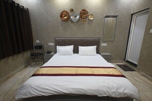 Habitación individual Deluxe | Escritorio y wifi gratis 