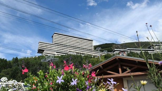 Unclassified image, 1 of 4, button - Bright Studio Direct Access to the Slopes Balcony (Les Belleville)