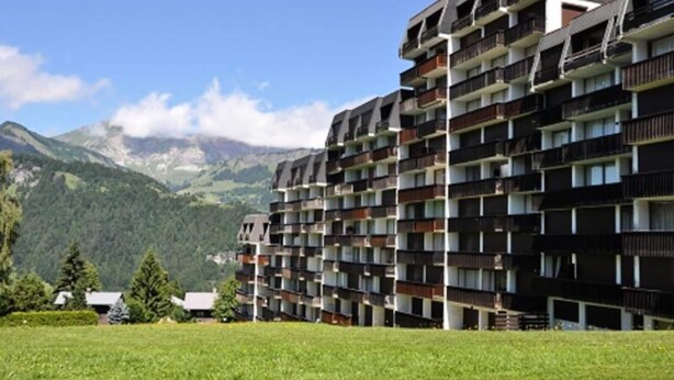 Exterior - Ski-in/ski-out Studio in a Residence With Outdoor Pool and Tennis Court (Notre-Dame-de-Bellecombe)