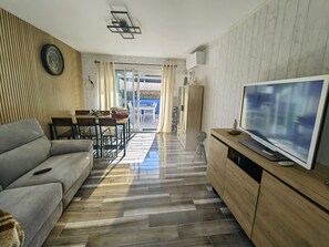TV