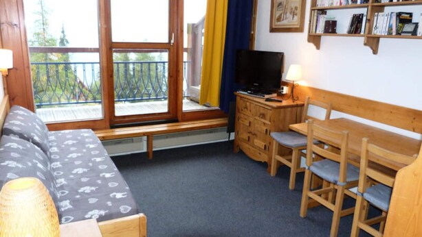 รูปภาพที่ไม่ได้  จัดประเภท, 1 จาก 3, ปุ่ม