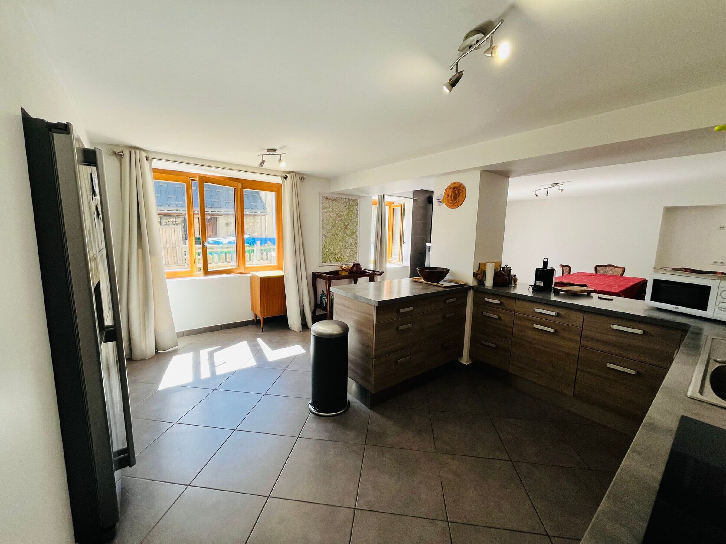 Réfrigérateur, lave-vaisselle