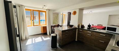 Jääkaappi, astianpesukone