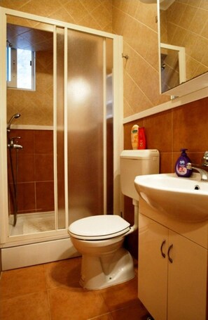 Apartment | Bathroom - Villa Iveta - Triple Room With Private External Bathroom (Dubrovnik)