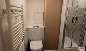 Bathroom - Apartment in Alps With Scenic Balcony View (Hauteluce)