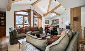 Fireplace - Apartment at the Foot of the Slopes for 10 People (Les Belleville)