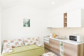 Apartment | Living room - Apartments Marmo - Deluxe One Bedroom Apartment With Balcony and Sea View (Zupa dubrovacka)
