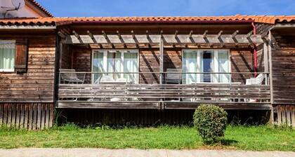 Apartment in Cassen With Pool & Jacuzzi