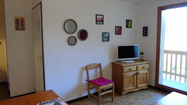 Unclassified image, 1 of 3, button - 2 Rooms for 4 People (Modane)