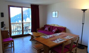 Living area - 2 Rooms for 4 People (Modane)