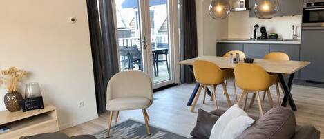 Apartment | Living room