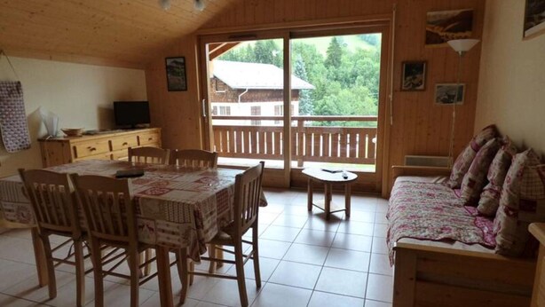 Living area - Beautiful 2-bedroom Apartment - 52m2 - Sleeps 4 - Chinaillon (Le Grand-Bornand)