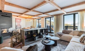 Fireplace - New Ski-in and Ski-out Apartment (Courchevel)