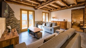 Living area - Chalet in Saint Sorlin With Jacuzzi (Saint-Sorlin-d'Arves)