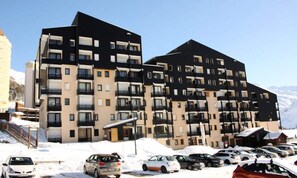 Exterior - Apartment in Preyerand Near Ski Lifts (Les Belleville)