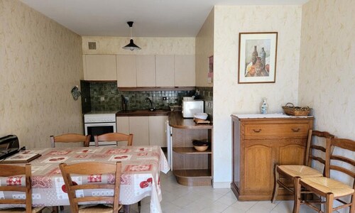 3 Rooms for 6 People