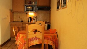 Unclassified image, 3 of 3, button - Ma002 2 Rooms 4 People Carroz Center (Araches-la-Frasse)