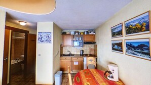 Unclassified image, 2 of 3, button - Ma002 2 Rooms 4 People Carroz Center (Araches-la-Frasse)