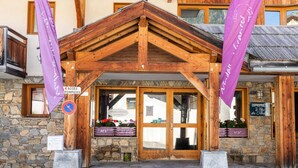 Exterior detail - Pleasant Apartment at the Foot of the Slopes (Les Orres)