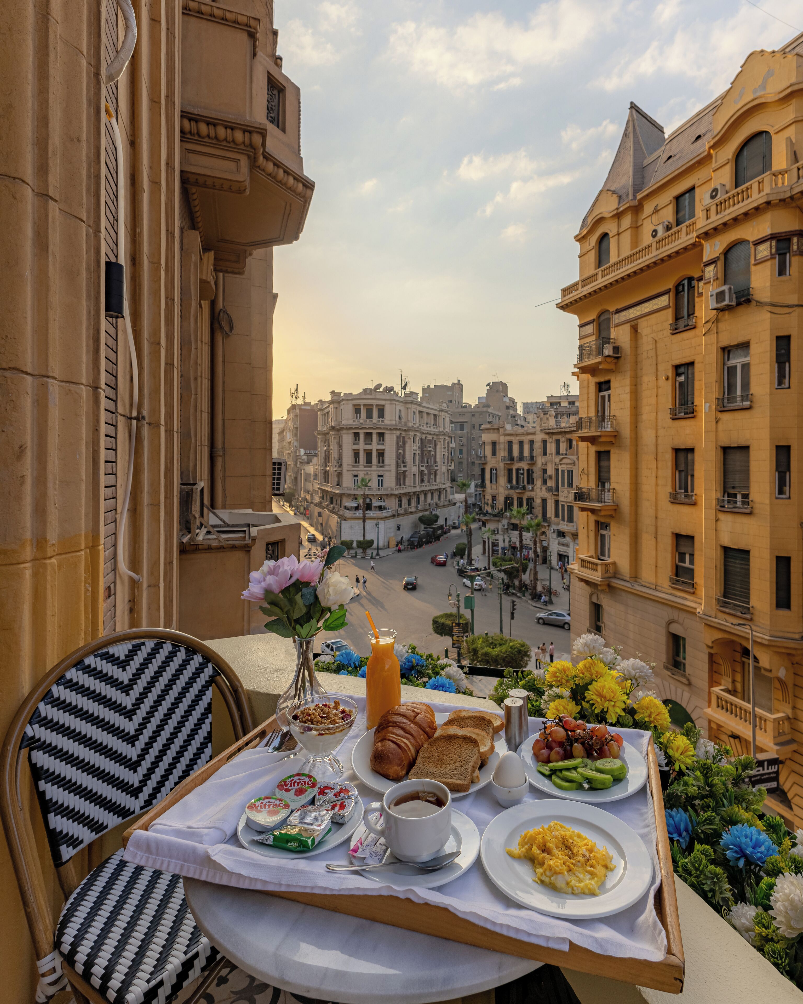 Free daily continental breakfast