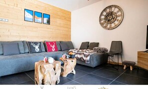 Living area - Apartment in Bonneval Near Vallonnet Lift (Bonneval-sur-Arc)