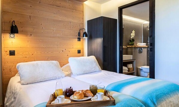 Room - Apartment in Haut Lieux With Spa Access (Hauteluce)