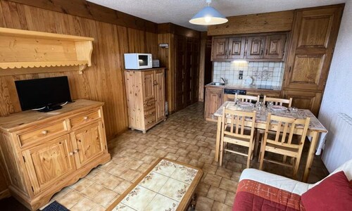 2-room Apartment - Les Saisies - Sleeps 4