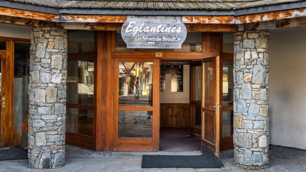 Exterior detail - Lovely Studio for 5 People With a View of the Slopes (Les Orres)