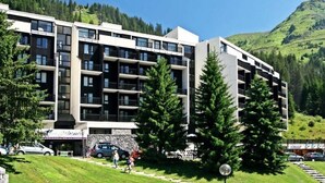 Exterior - Comfortable Apartment Close to the Slopes Ski Locker (Araches-la-Frasse)