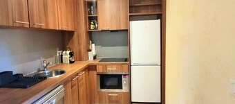 Charming 2-room Apartment, Bright and Ideally Located