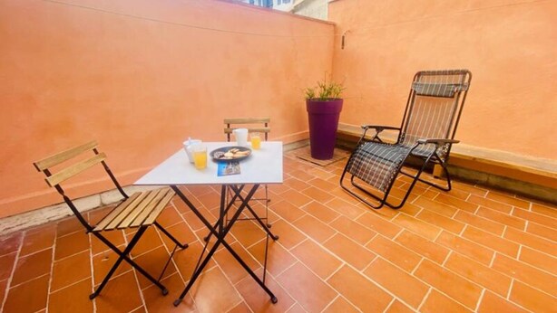 Tempat makan outdoor