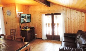 Living area - 5 Rooms for 11 People (Le Grand-Bornand)