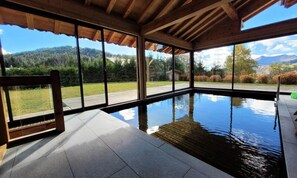 Outdoor pool - Grand Luxury in the Heart of Les Gets, With Swimming Pool & Hammam (Les Gets)