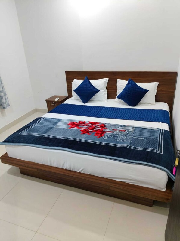 أسرّة قابلة للطي وواي فاي مجانًا وملاءات أسرّة