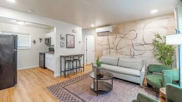 House | 1 bedroom, Internet