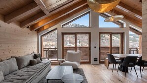 Unclassified image, 2 of 3, button - Apartment in Meribel With Ski Access (Les Allues)
