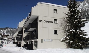 Exterior - Comfortable Studio Resort Center Balcony (Araches-la-Frasse)