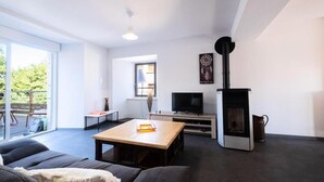 Living area - Gite de France for 6 People (Monts-de-Randon)