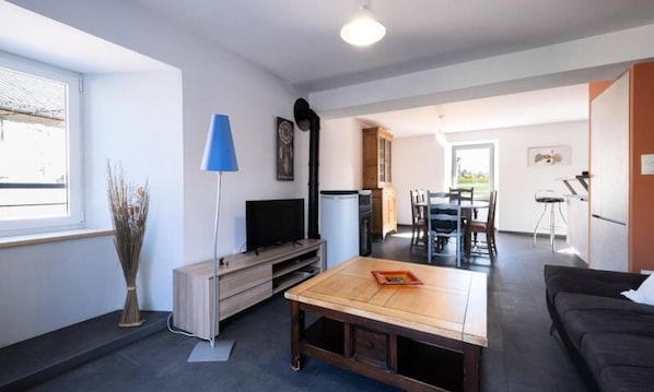 Living area - Gite de France for 6 People (Monts-de-Randon)