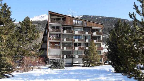 Unclassified image, 1 of 3, button - Renovated Apartment Close to the Slopes and Shops (La Salle-les-Alpes)