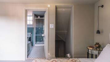 2 camere, ferro/asse da stiro, Wi-Fi, lenzuola