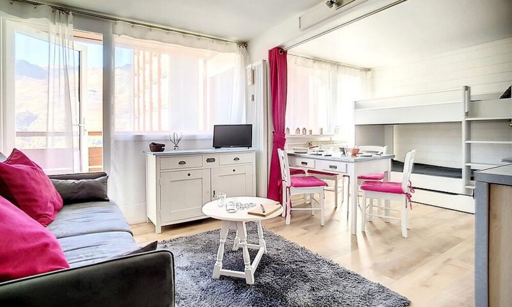 Renovated Apartment Ski-in/ski-out Access Reviews, Deals & Photos 2026 ...