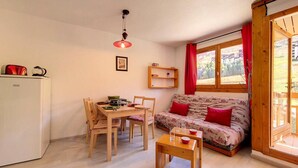 Unclassified image, 3 of 3, button - Bright Apartment Direct Access to the Slopes Balcony With Slope Views (Les Belleville)