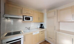Fridge, microwave, oven, dishwasher - 2 Rooms for 5 People (Le Grand-Bornand)