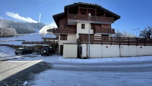 Exterior - Apartment in Flumet With Ski Slope Access (Flumet)