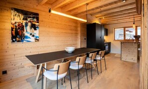 Dining - Apartment in Les Allues Near Ski Lifts (Les Allues)