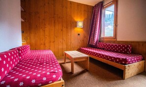 Living area - Flat Stones 31 (Les Avanchers-Valmorel)