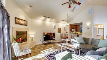 Apartment (2 Bedrooms) | Interior